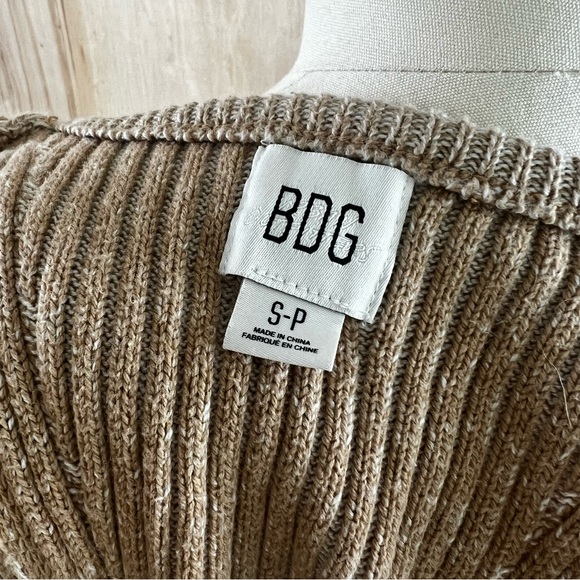 BDG Ribbed Racerback Tank - Picture 6 of 6